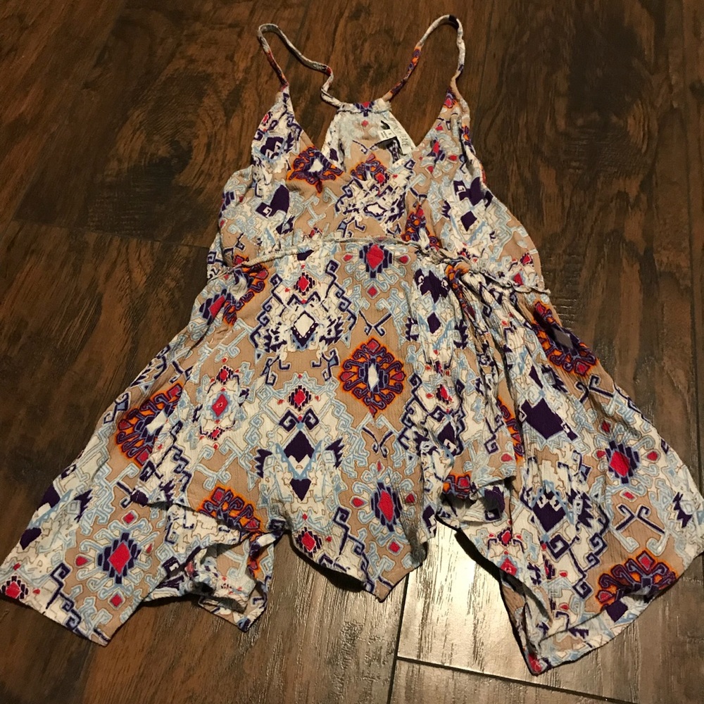 Patrons of Peace Tank from Buckle